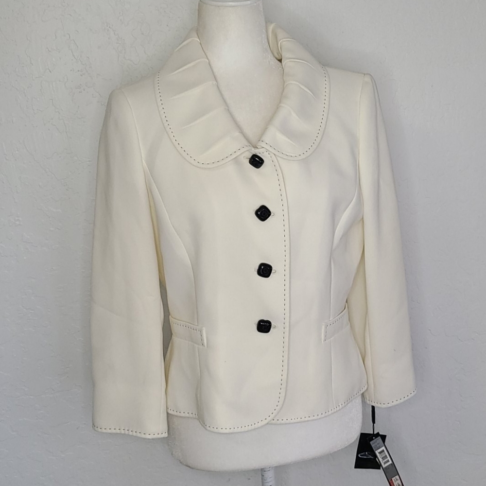 NWT TAHARI Arthur S. Levine Jennifer jacket 8 wht